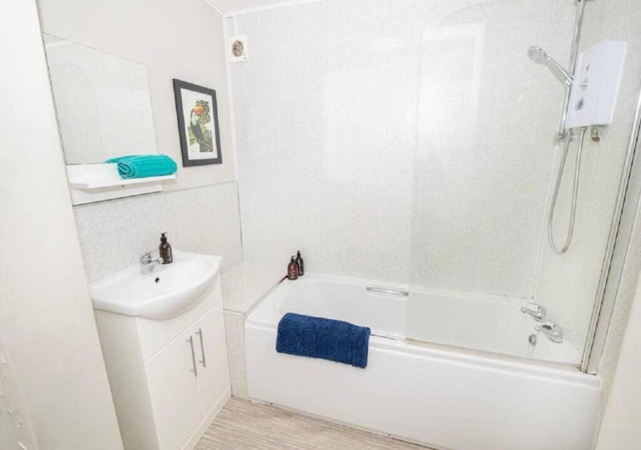 Cormorant - Beautiful 2 Bed Apartment With Sea Views Old Town Scarborough Luaran gambar