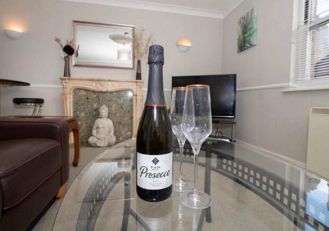 Cormorant - Beautiful 2 Bed Apartment With Sea Views Old Town Scarborough Luaran gambar